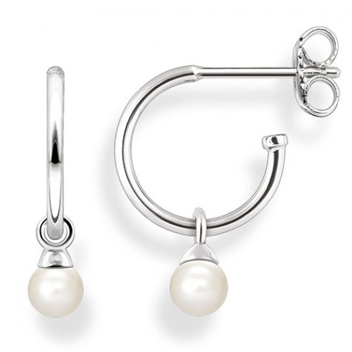 How to wear pearl jewellery | Niche Jewellery Style Edit