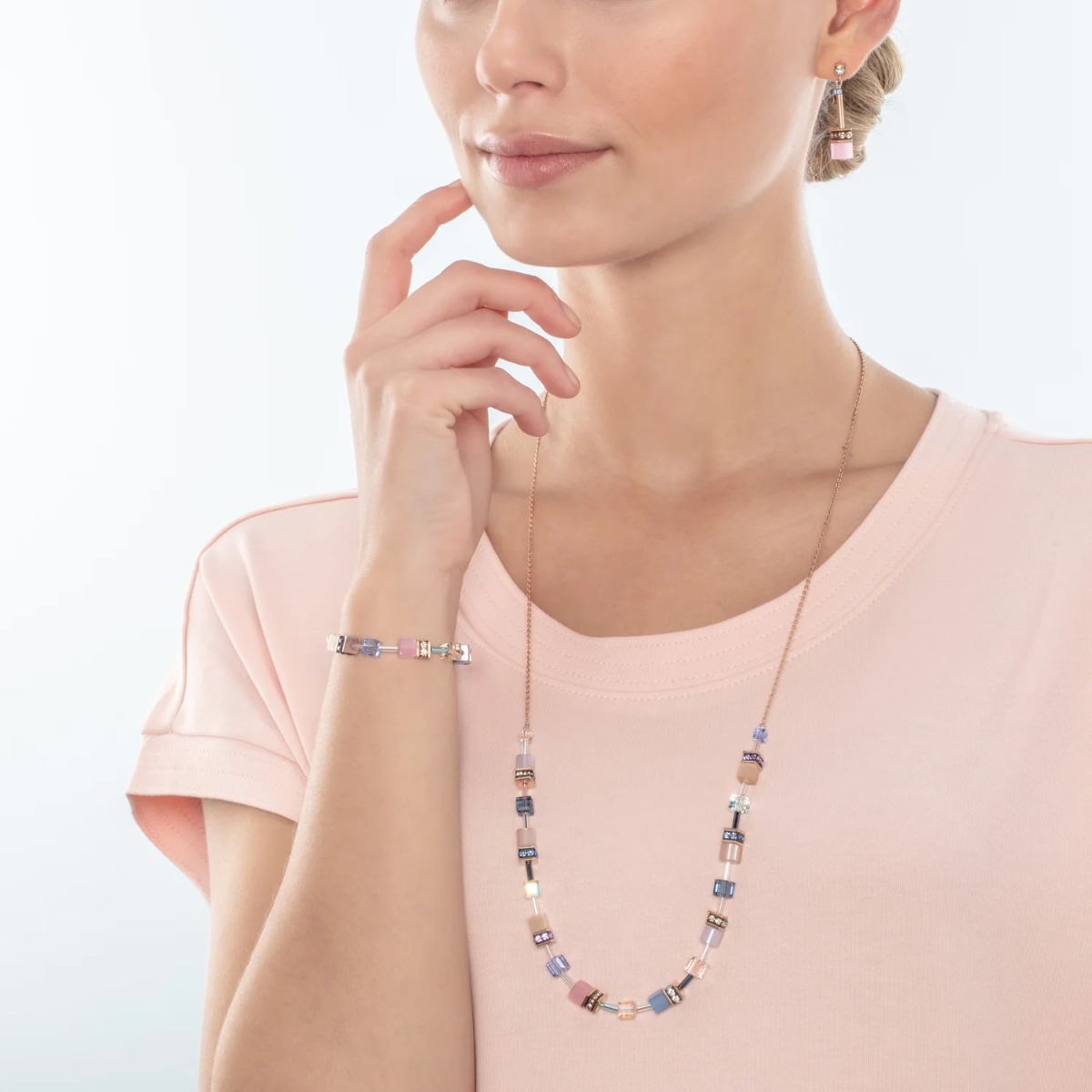 Coeur De Lion GeoCUBE Slider Bracelet - Light Blue and Rose 3030300752