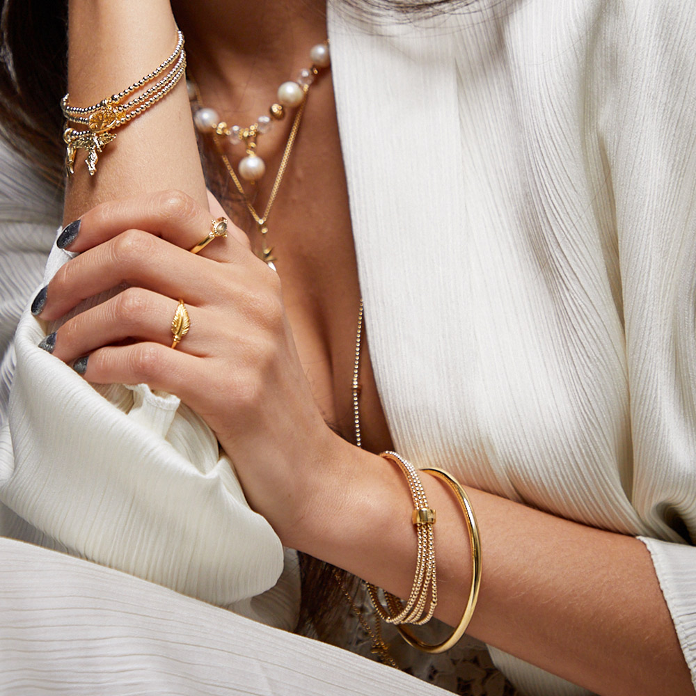 Annie Haak Rasi Gold Bracelet Stack. Item code BS312-17