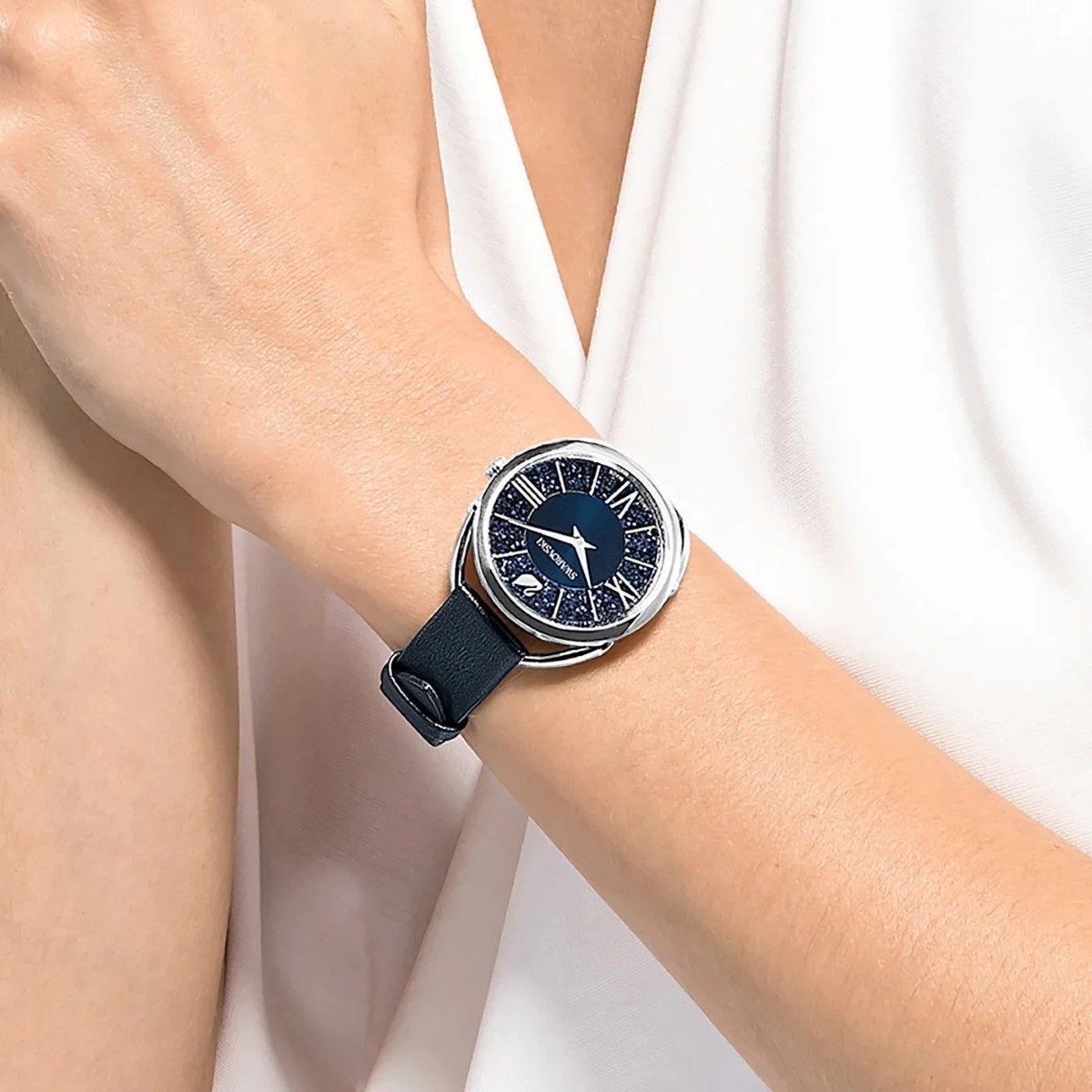 Swarovski crystalline 2025 glam uhr