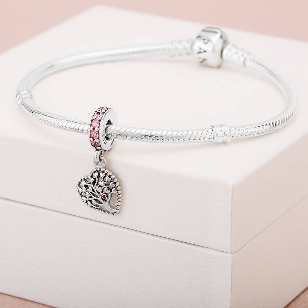 Pandora 796592czsmx top