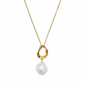 Jersey Pearl Baroque Oval Pendant