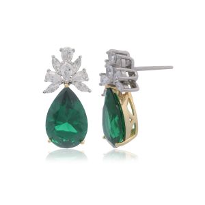 Georgini Chic Noel Two Tone Emerald Green Earrings. Item code: IE1194W