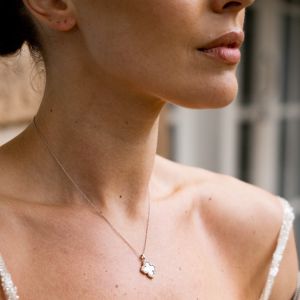 Georgini Sydney Soiree Fairwater Mother of Pearl Pendant - Silver IP1187W