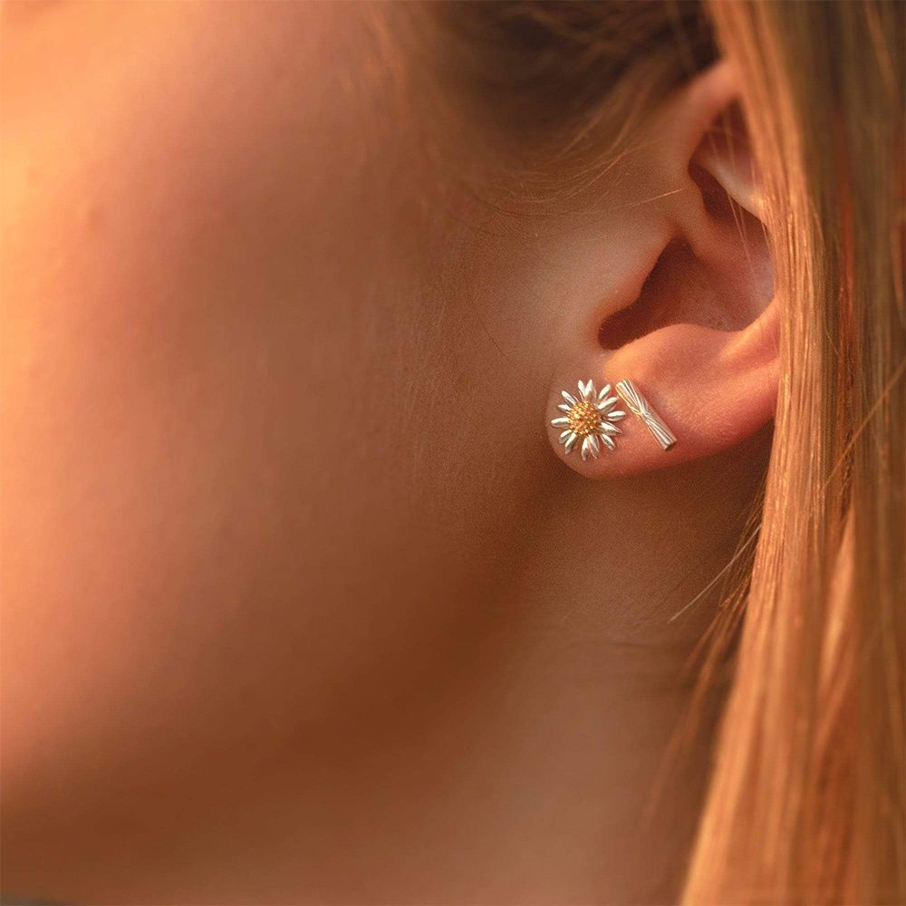 Daisy Michaelmas Daisy Stud Earrings - Silver E6080