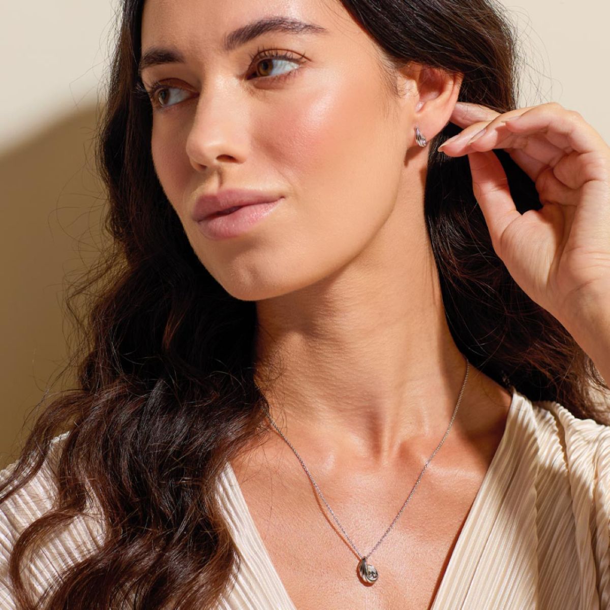 Kit Heath Océane Shell Wave Stud Earrings - 41211RP