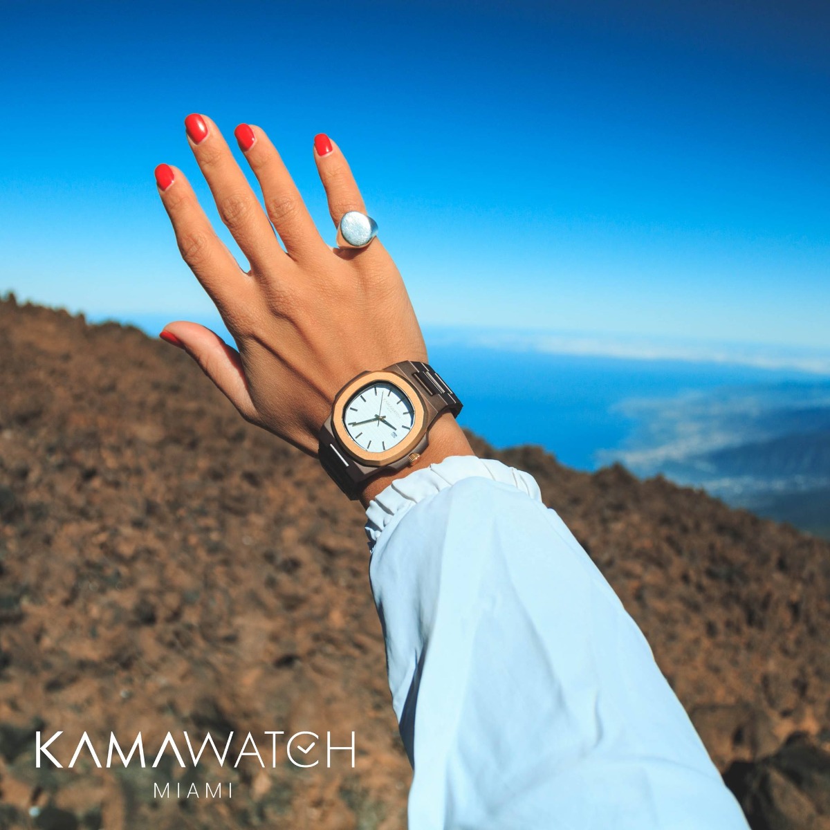 Kamawatch Vintage Pegaso - White / Dark KWP24