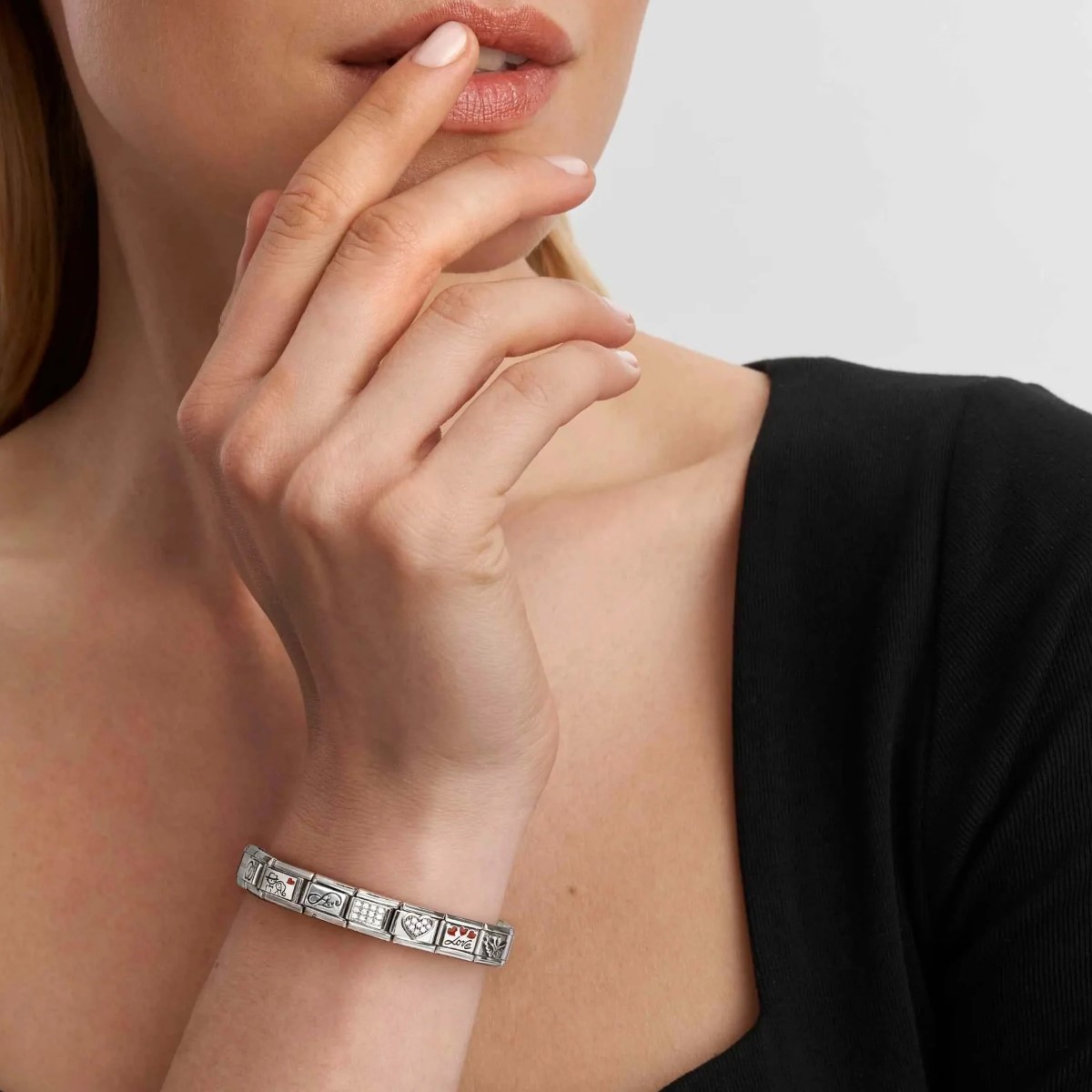 Nomination Classic Silver Oxidised Heart with Dots Mum Charm. Item code 330101/80