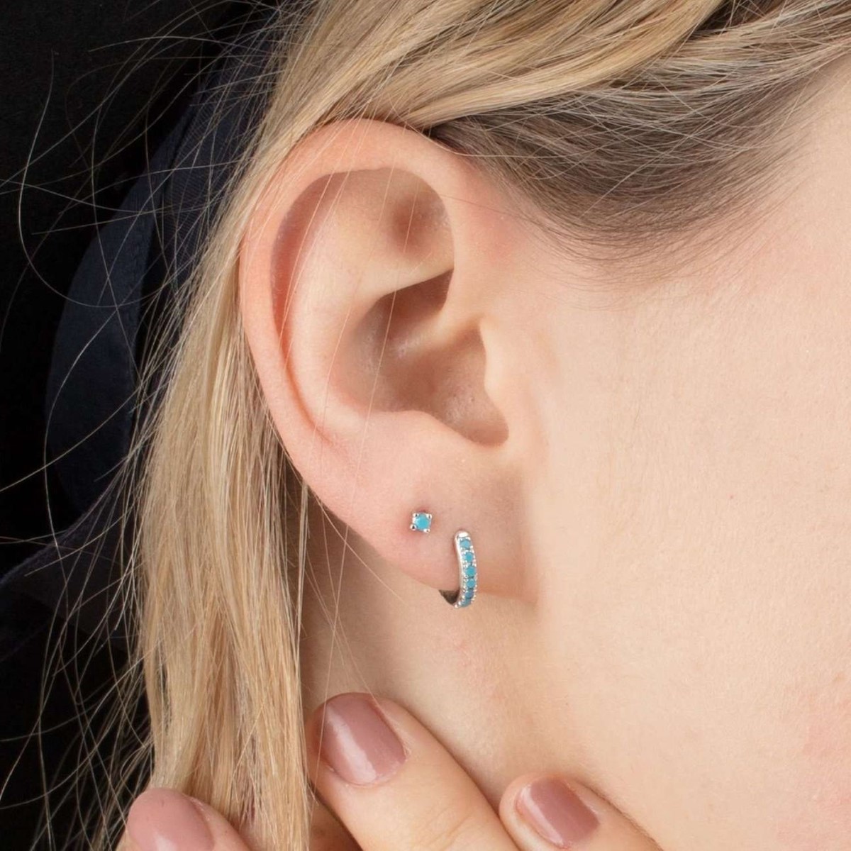 Scream Pretty Huggie Hoop Earrings With Turquoise Stones - Silver SPESSS133