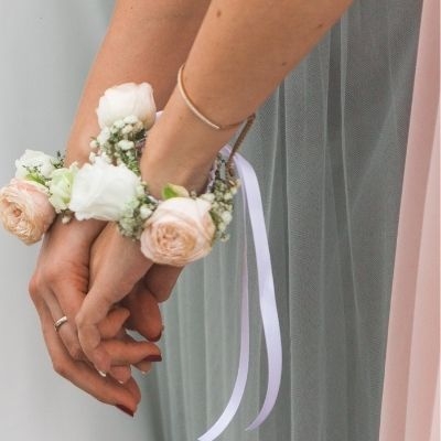 Bridesmaid jewellery and gifts