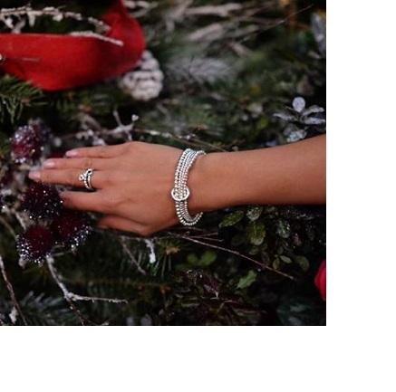 10 best bracelets for Christmas gifting