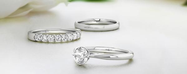 Should I choose a plain or diamond wedding band?